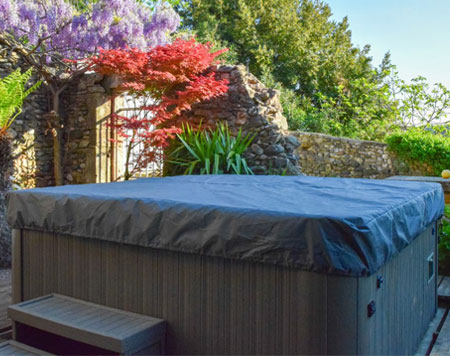 Couverture sur mesure spa carré dimensions 200cm x 200cm EN STOCK - Spa &  piscine